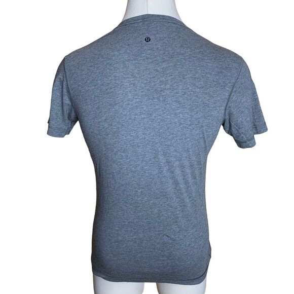 Lululemon Gray 5 Year Basic V Neck Heathered Core Tee Shirt Short Sleeves Medium - Picture 3 of 5